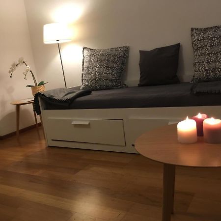 Parking Voiture & Appartement 2Pcs Lausanne Centre ภายนอก รูปภาพ