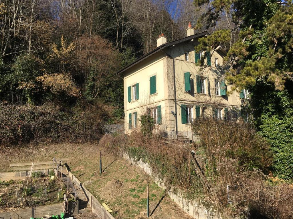 Parking Voiture & Appartement 2Pcs Lausanne Centre ภายนอก รูปภาพ