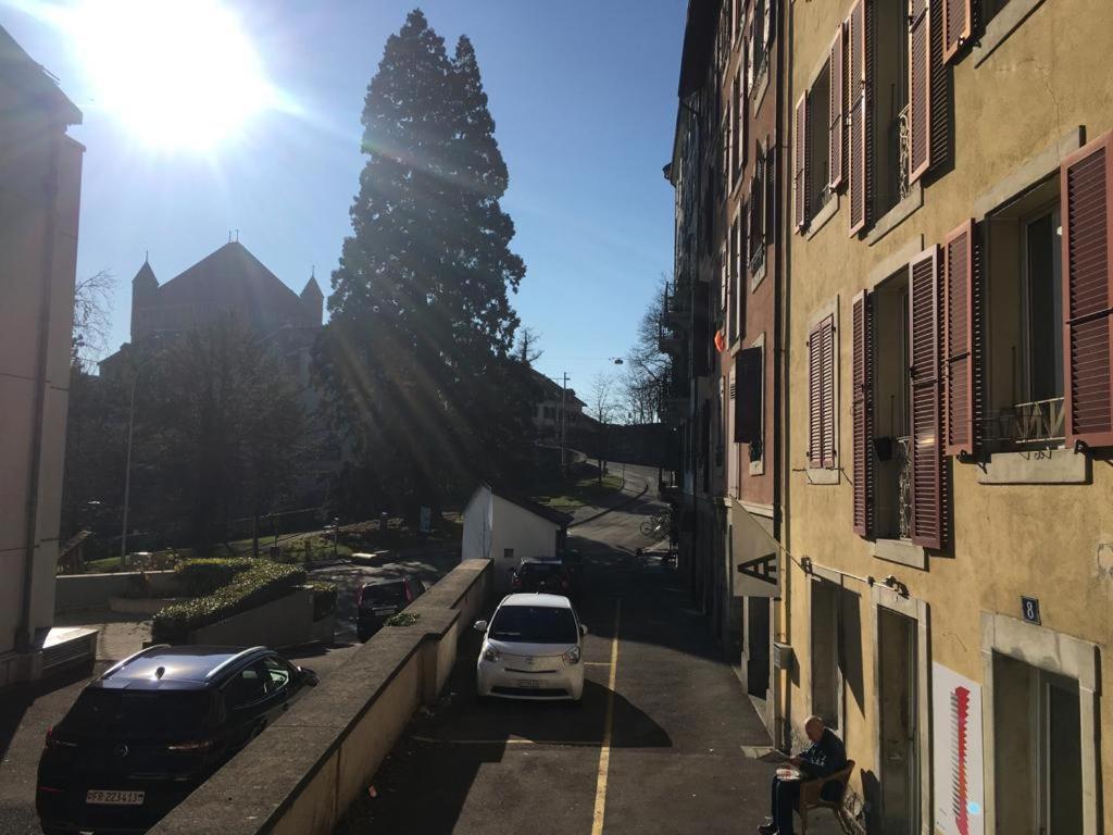 Parking Voiture & Appartement 2Pcs Lausanne Centre ภายนอก รูปภาพ
